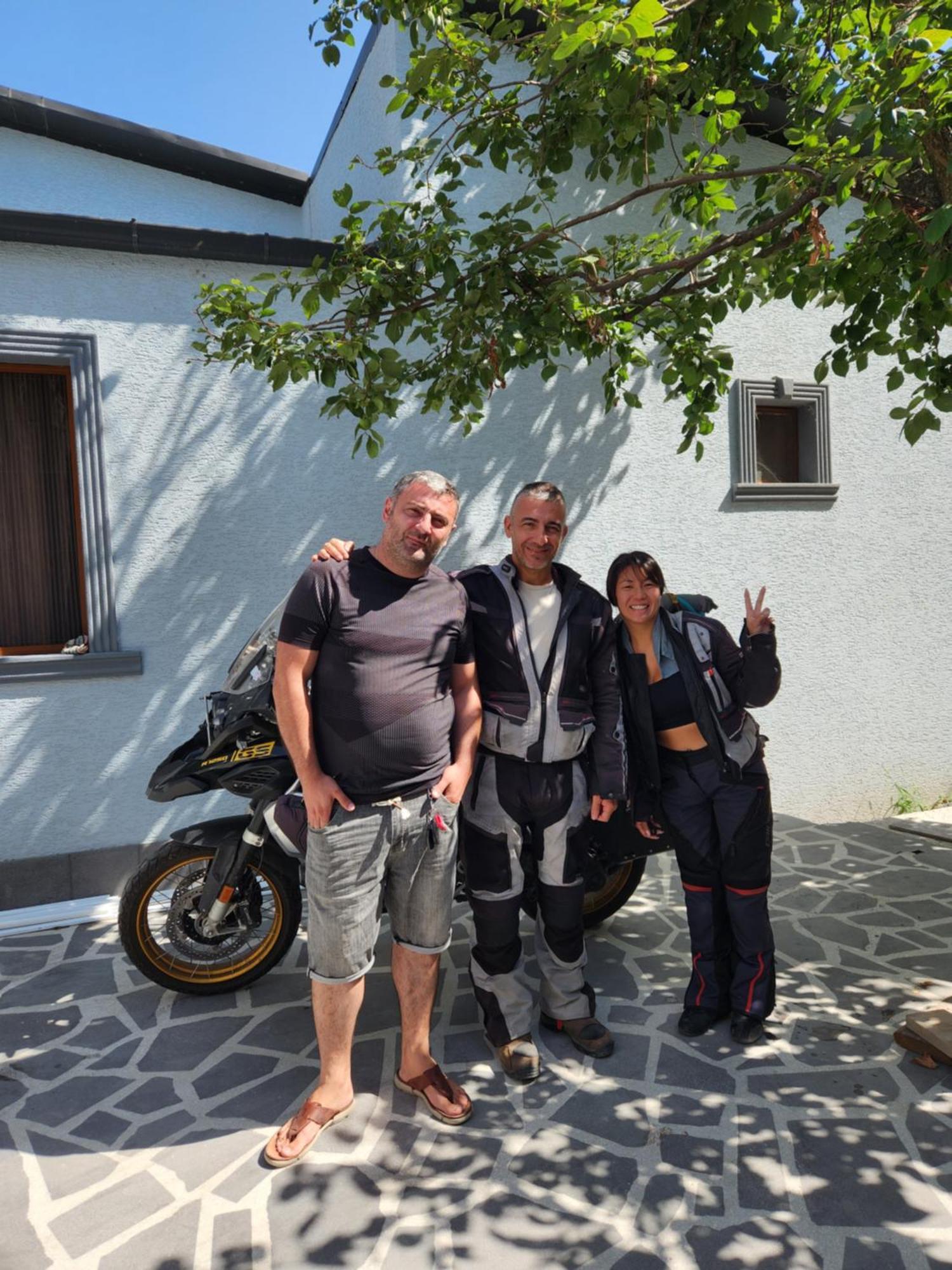 Khorgo Hotel Gori Exterior photo